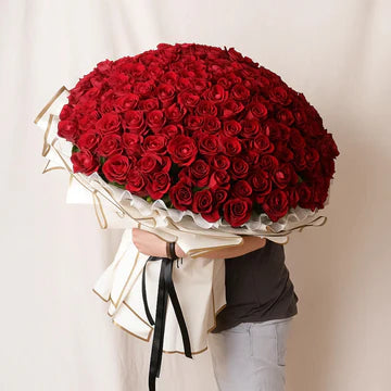Sweet Darling 150 Red Rose Flower Bouquet