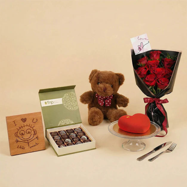 Love Celebration Combo – Fresh Cake with Roses, Chocolates & Card